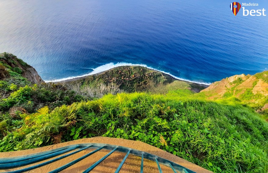 Achadas da Cruz, porto moniz